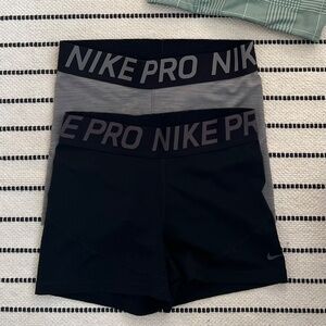 NIKE Pro Women's Shorts 3", SET OF 2, Black and Grey, Size L